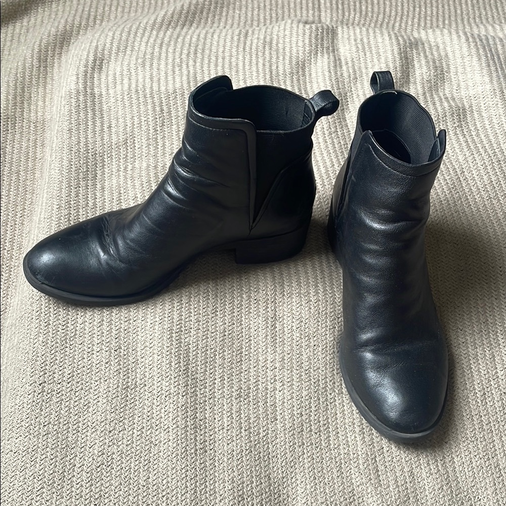 Stylish Leather Black Ankle Boots